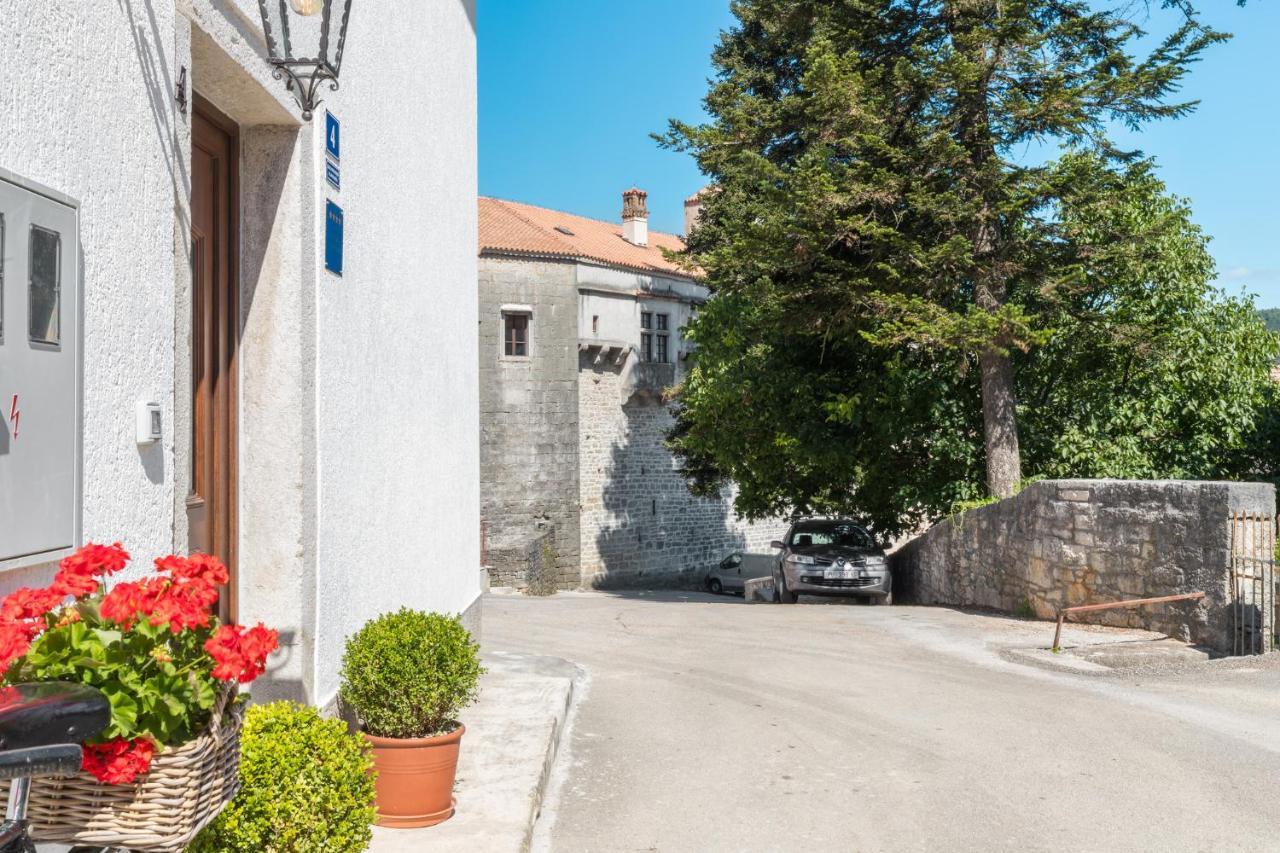 Pisino**** 70m2, 2+2 Apartmán Pazin